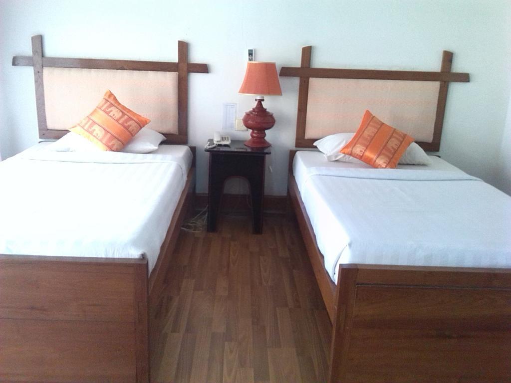 Lawkanat Hotel Bagan Bagian luar foto