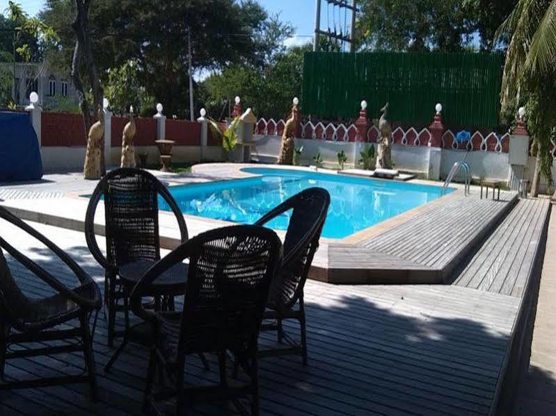Lawkanat Hotel Bagan Bagian luar foto