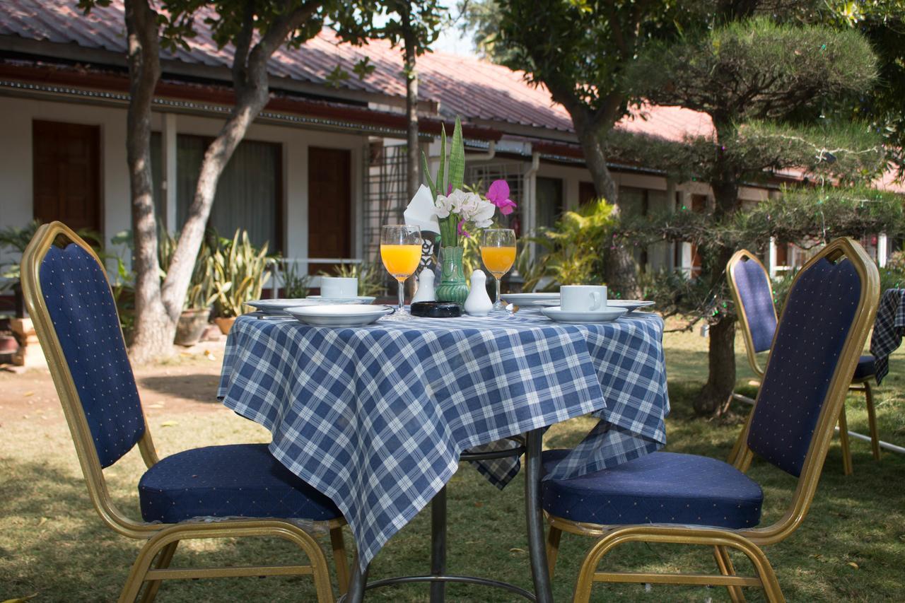Lawkanat Hotel Bagan Bagian luar foto